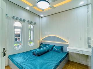 Nhà quận 10, nhỏ nhỏ xinh xinh, đủ nội thất, ngay tô hiến thành, p13, gần big c, cách mạng tháng 8