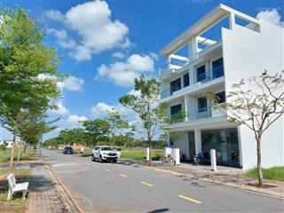 Cần sang nhượng lô nhà phố liền kề  view trực diện kênh sinh thái tự nhiên