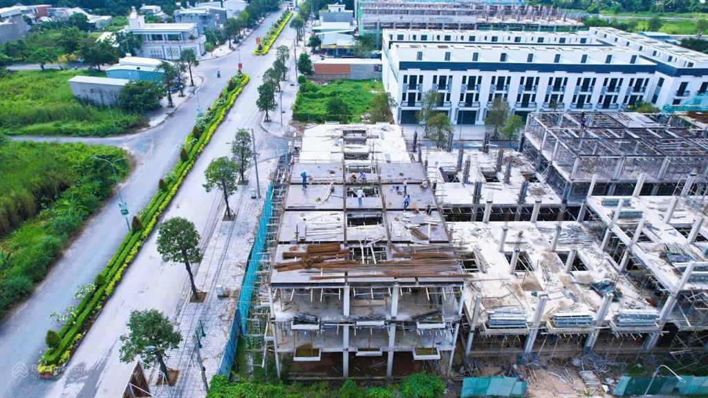 Khu đô thị bên sông sài gòn  điểm đến đầu tư nghỉ dưỡng tại tp. thủ dầu một chỉ 4tỷ230/100m2 nhà