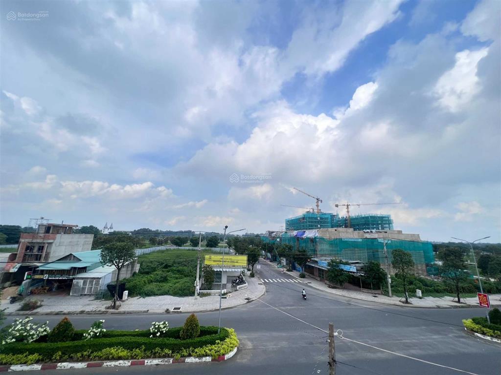 Khu đô thị bên sông sài gòn  điểm đến đầu tư nghỉ dưỡng tại tp. thủ dầu một chỉ 4tỷ230/100m2 nhà