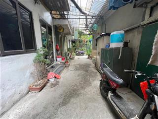 Bán nhà riêng tại khu tập thể đường sắt, diện tích đất 31.8m2