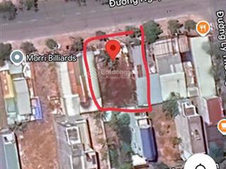 Chính chủ cần tiền bán gấp đất mặt đường nguyễn huệ, phú mỹ giá nào cũng bán.