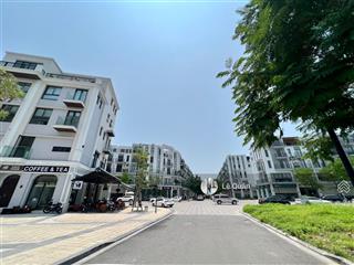 Bán căn shophouse góc vip nhất mặt phố đi bộ the manor central park.  0986 786 ***