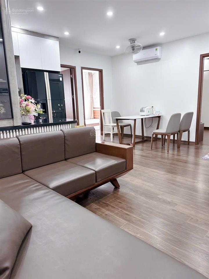 Chính chủ bán căn hộ 3 ngủ toà raibown linh đàm sổ đỏ chính chủ