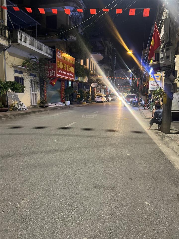 Gía rẻ nhất khu phố ẩm thực nguyễn du, 2 mặt đường đều ô tô tránh nhau, 65m2, chỉ 9 tỷ ...