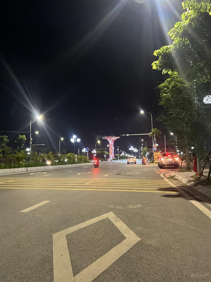 Gía rẻ nhất khu phố ẩm thực nguyễn du, 2 mặt đường đều ô tô tránh nhau, 65m2, chỉ 9 tỷ ...