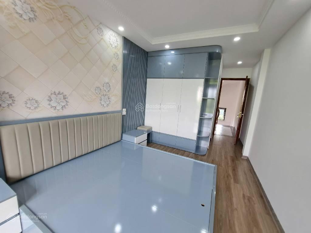 Nhà 6 tầng  thang máy  gara ô tô  đường 7m  kinh doanh đẹp  tứ hiệp  7,7 tỷ