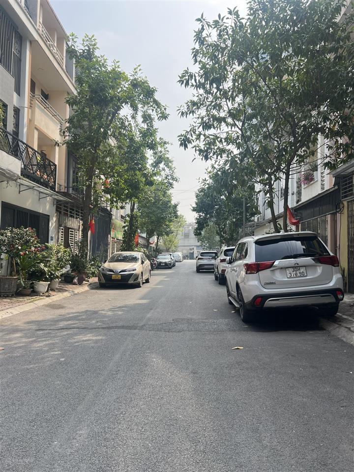 Bán nhà ngõ 2 ôtô tránh, 120m2, mt 9m, kđt hacomland phân lô khu thủy lợi 1  xã duyên thái,