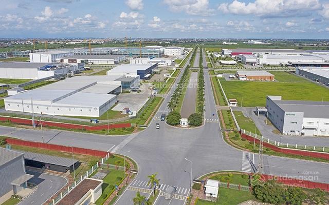 Bán kho, nhà xưởng rộng 3000 m2 tại đường phượng bãi, biên giang, hà đông