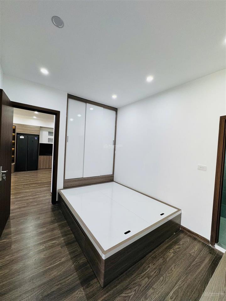 Bán căn hộ chung cư 78m2 nơ bán đảo linh đàm, 3 p ngủ 2 vs. full mới. sổ đỏ chính chủ  0915 057 ***