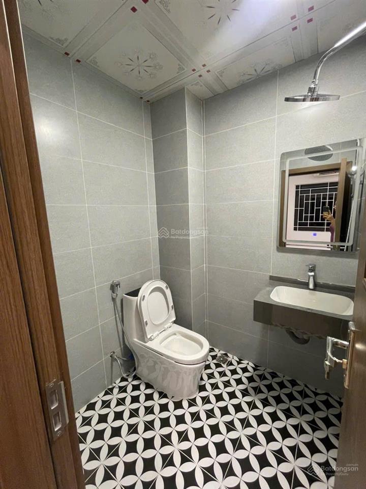 Bán căn hộ chung cư 78m2 nơ bán đảo linh đàm, 3 p ngủ 2 vs. full mới. sổ đỏ chính chủ  0915 057 ***