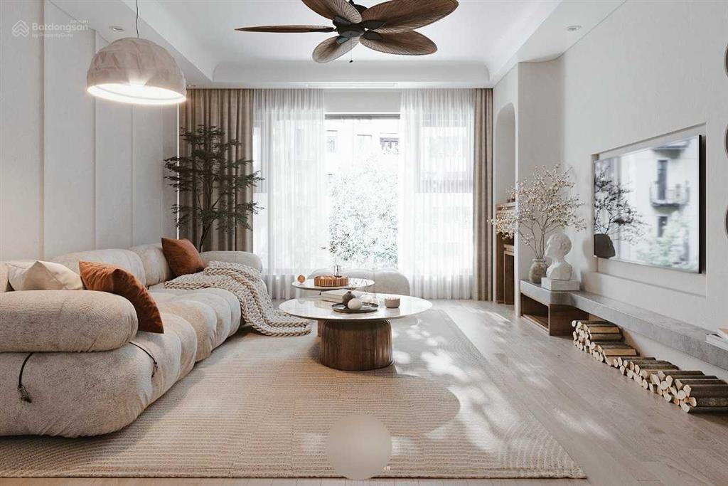 Chính chủ bán gấp căn k3 khai sơn city thiết kế 101m2, căn hoa hậu tầng đẹp.  0988 020 ***