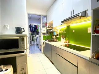 Chính chủ gửi bán căn 3pn 2wc tầng 6 view đông nam