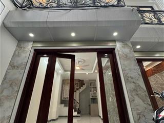 Bán nhà 5 tầng 35m² phường phúc lợi long biên. ô tô đỗ cửa, full nội thất, ở ngay. giá 6 tỷ tl