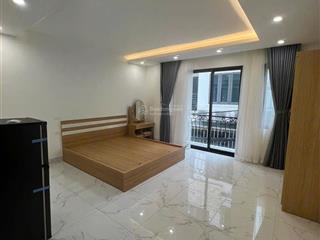 Cho thuê ccmn bát khối long biên 30m full nội thất, giá 5 triệu