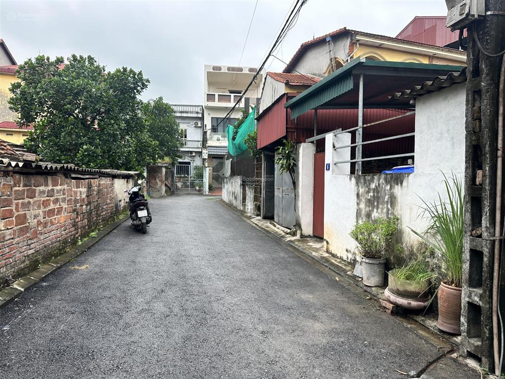 Bán đất đa tốn, gia lâm 80m, mặt tiền 5.5m giá 5.3 tỷ. nở hậu, ô tô, giá đầu tư, ở sướng