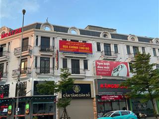Bán shophouse kinh doanh cho thuê nhanh. mặt tiền 6m. đường 13.5m. trung tâm gia lâm, dân cư đông