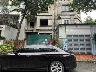 Bán nhà liền kề ngay chân cầu vĩnh tuy, giá siêu rẻ. cơ hội đầu tư tốt. 92m2, giá chỉ 22.5 tỉ