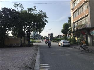 Bán đất tại đường lý sơn, thượng thanh, đất phân lô ô tô vào, giá 155 triệu / m2, diện tích 52m2