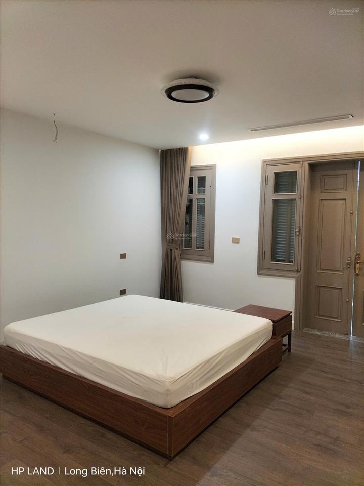 Bán biệt thự siêu đẹp view vườn hoa, 5 tầng, 499m2 sàn, đt việt hưng, p việt hưng, hà nội