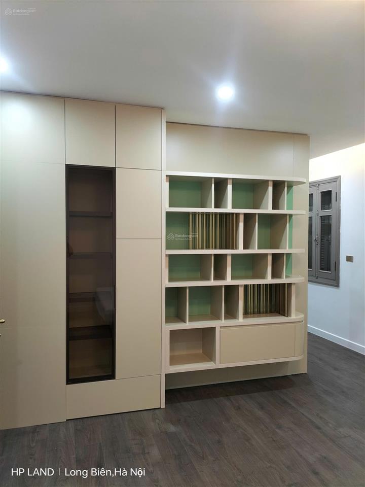 Bán biệt thự siêu đẹp view vườn hoa, 5 tầng, 499m2 sàn, đt việt hưng, p việt hưng, hà nội