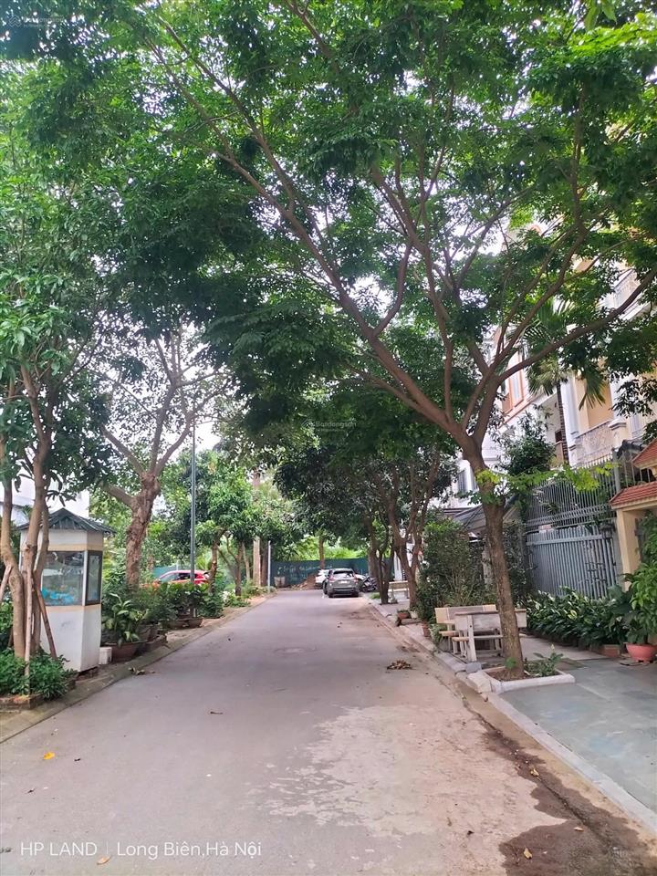 Bán biệt thự siêu đẹp view vườn hoa, 5 tầng, 499m2 sàn, đt việt hưng, p việt hưng, hà nội