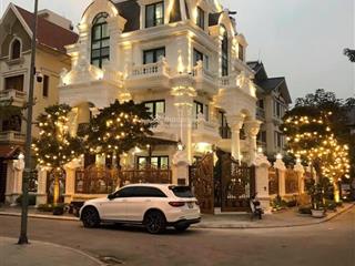 Biệt thự tân cổ điển, mặt tiền 31m, 4 tầng, fun đồ xịn từ trong ra ngoài 250m, việt hưng, long biên