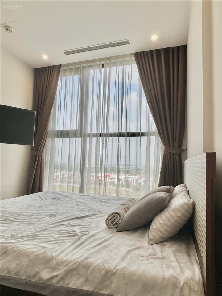 0903 103 *** cho thuê căn hộ góc 2n2vs full nội thất tòa s6 vinhomes symphony về ở luôn, nhà đẹp