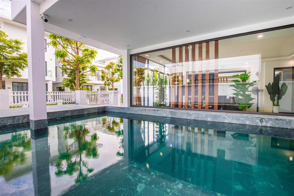 Cần bán nhanh căn biệt thự ven biển giá cắt lỗ