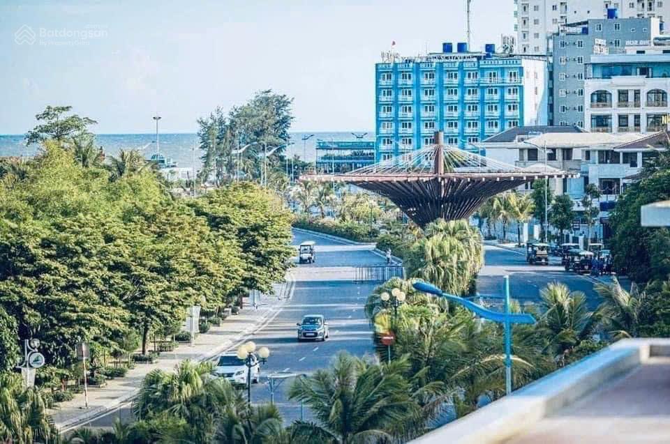 Cần tiền bán nhanh lô đất lk trục đường thông giá cắt lỗ chỉ 1x