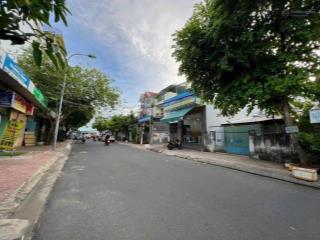 Bán nhà cấp 4 mặt tiền đường trường hán siêu  nam nha trang. dt 130m2 đường rộng 13m.