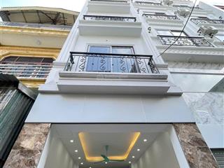 Hàng hiếm  phúc lợi 32m, 5 tầng  ô tô đỗ cửa  nhà mới kính koong  giá 6.x tỷ