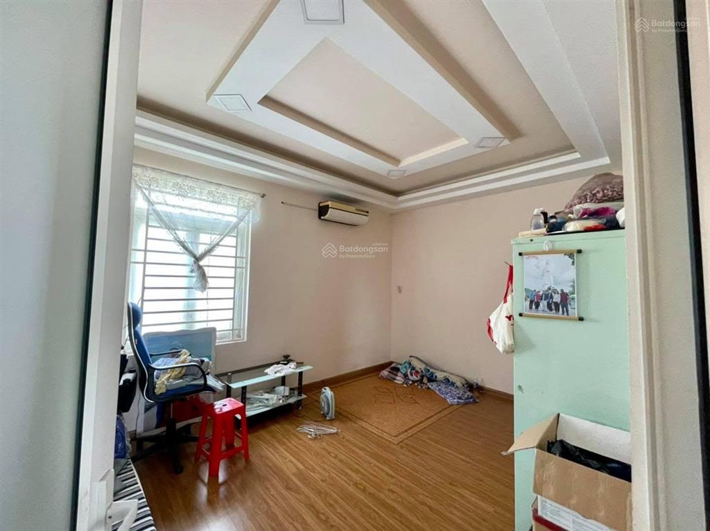 Căn nhà lầu giá rẻ còn sót lại. bán nhà kdc u&i tại nguyễn văn lộng bình nhâm, thuận an