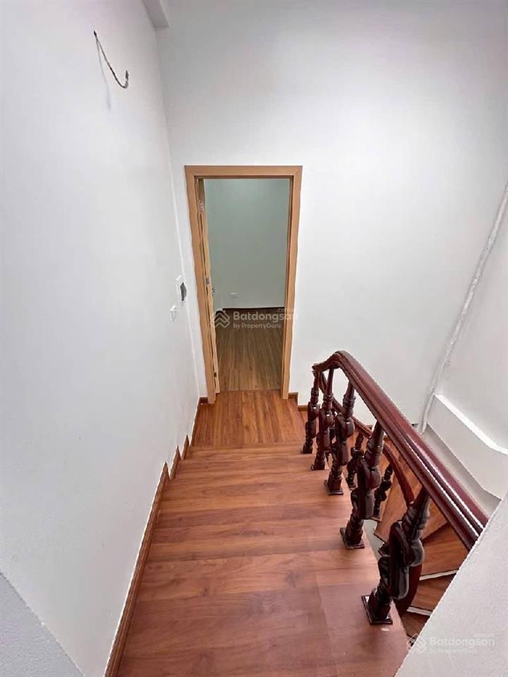 Nhà mới đẹp  ô tô đỗ cửa  5 tầng  về ở luôn  nhỉnh 6.x tỏi.