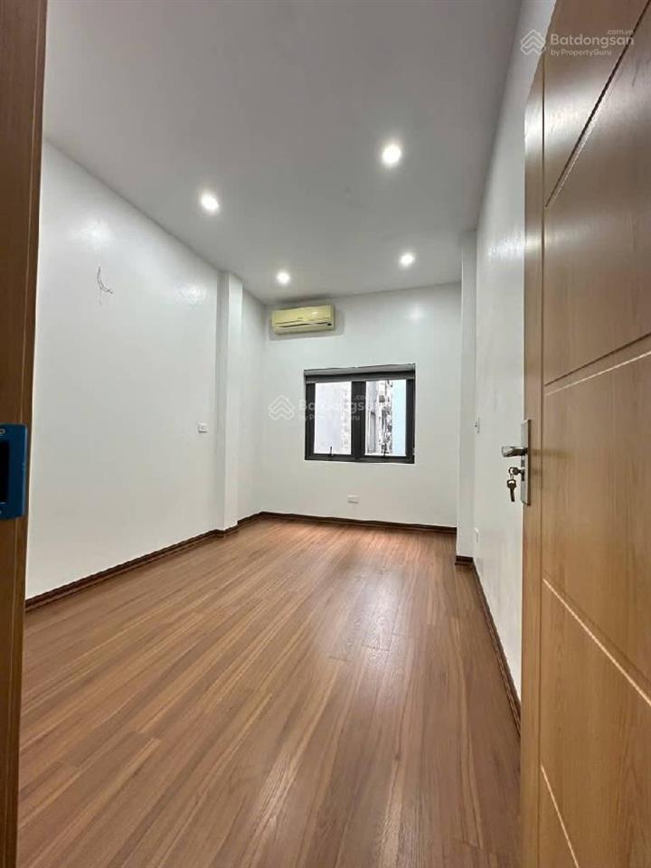 Nhà mới đẹp  ô tô đỗ cửa  5 tầng  về ở luôn  nhỉnh 6.x tỏi.