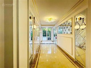 Chỉ nhỉnh 9 tỷ bán nhà mặt phố bưởi ba đình 6 tầng 25m2 mới tinh vỉa hè rộng kinh doanh sầm uất
