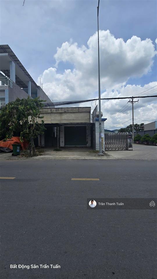 Mặt tiền đường gò hưu tiện kinh doanh, sát bên chợ, trường học, tuyến đường cực sung, tặng căn nhà