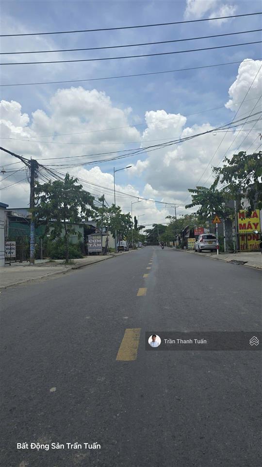 Mặt tiền đường gò hưu tiện kinh doanh, sát bên chợ, trường học, tuyến đường cực sung, tặng căn nhà