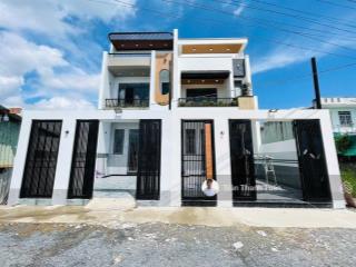 Siêu phẩm đẹp, 5x25, sổ hồng hoàn công, sát bên cầu lớn hóc môn