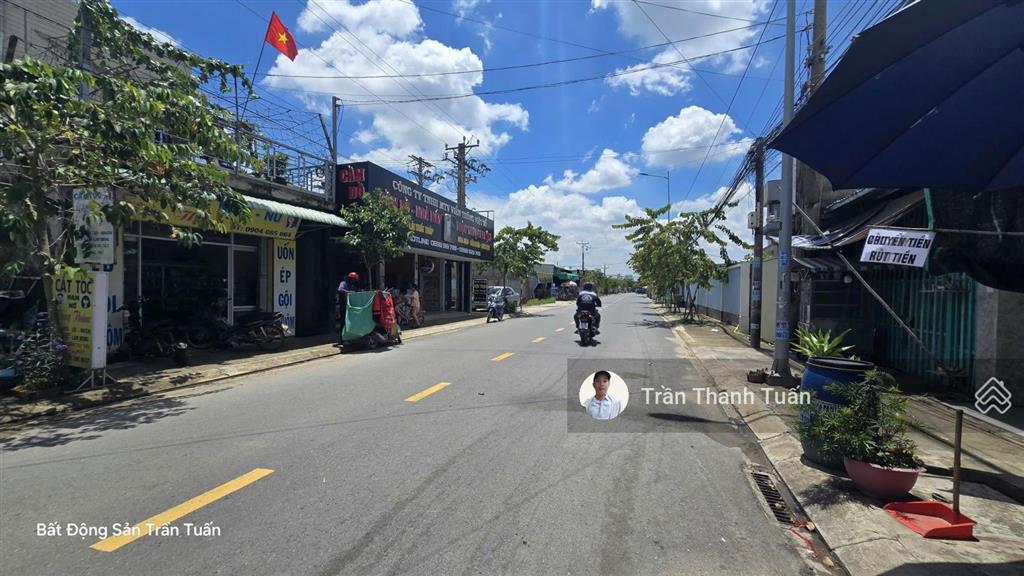 Mặt tiền kinh doanh, 2 lô liền kề 4,4m nở hậu 4,8 dài 35, full thổ, sổ hồng, xây dựng tự do