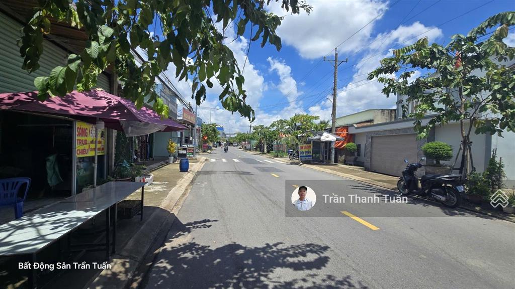 Mặt tiền kinh doanh, 2 lô liền kề 4,4m nở hậu 4,8 dài 35, full thổ, sổ hồng, xây dựng tự do