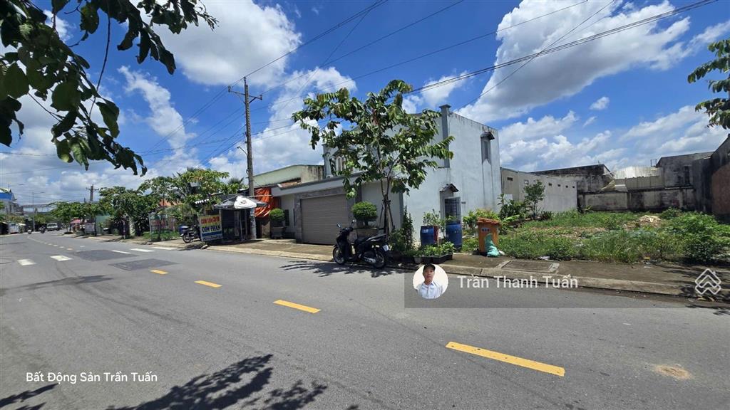 Mặt tiền kinh doanh, 2 lô liền kề 4,4m nở hậu 4,8 dài 35, full thổ, sổ hồng, xây dựng tự do