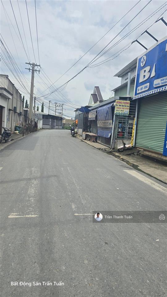 Mặt tiền kinh doanh 5x32 full thổ cư, sát bên tỉnh lộ 9. cách cầu lớn hóc môn 3km