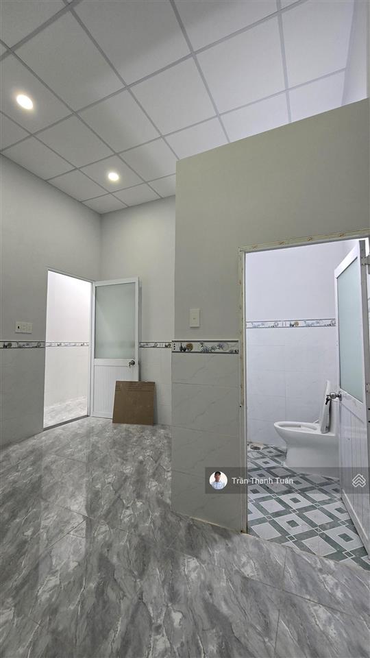 Nhà 5x20 mặt tiền nhựa, khu dân cư đông đúc, sát bên trường học cấp 1,2.