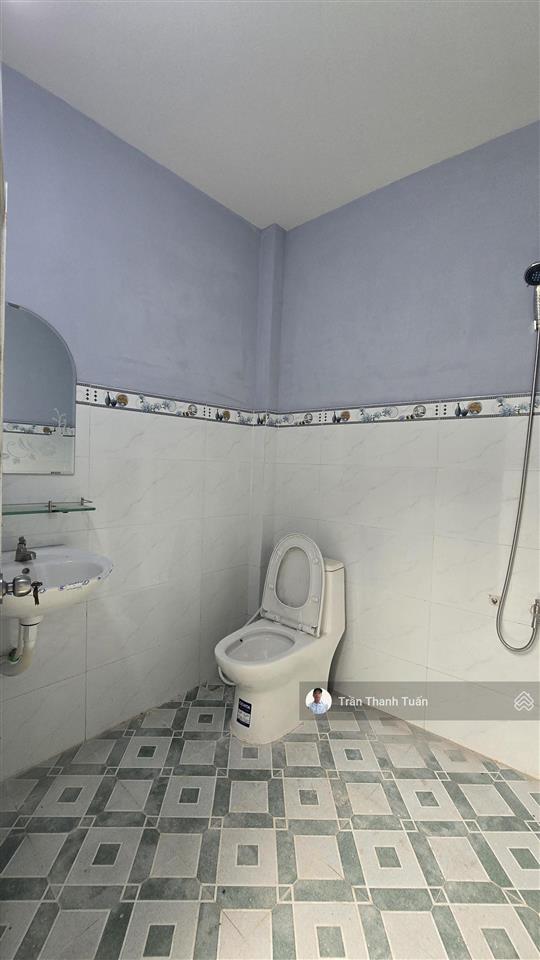 Nhà 5x20 mặt tiền nhựa, khu dân cư đông đúc, sát bên trường học cấp 1,2.