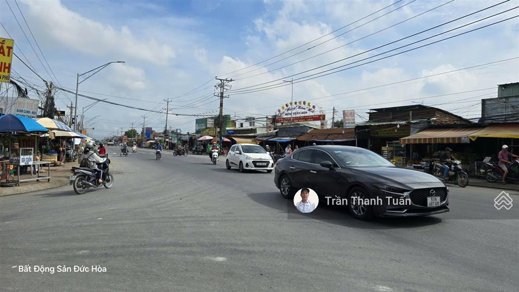Mặt tiền nhựa 14m, ngay trường học cấp 1, 2. đường thông dân đông. sát hóc môn. xây dựng tự do.