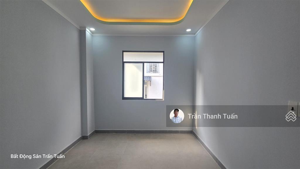 Còn 1 căn duy nhất 4,5x12 chỉ 900 bao hết. nhà lầu đường 7m. dân cư đông đúc ngay chợ đình ubnd xã