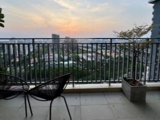 Duy nhất bán căn hộ the view nhà đẹp đầy đủ nội thất. giá 7.3 tỷ còn thương lượng.