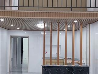 Cần bán  nhà đẹp ở hòa tiến đường chính 409 (8m) sát chợ lệ trạch, vừa ở vừa kinh doanh