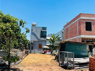 Cần bán  đường nhân hoà 8 , hướng đông ,dt 100m thuộc hoà xuân  cẩm lệ